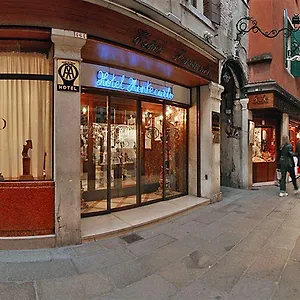 Montecarlo Otel